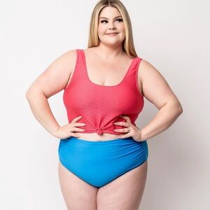 Coral Reef Swim Traveler Top in Coral Crush